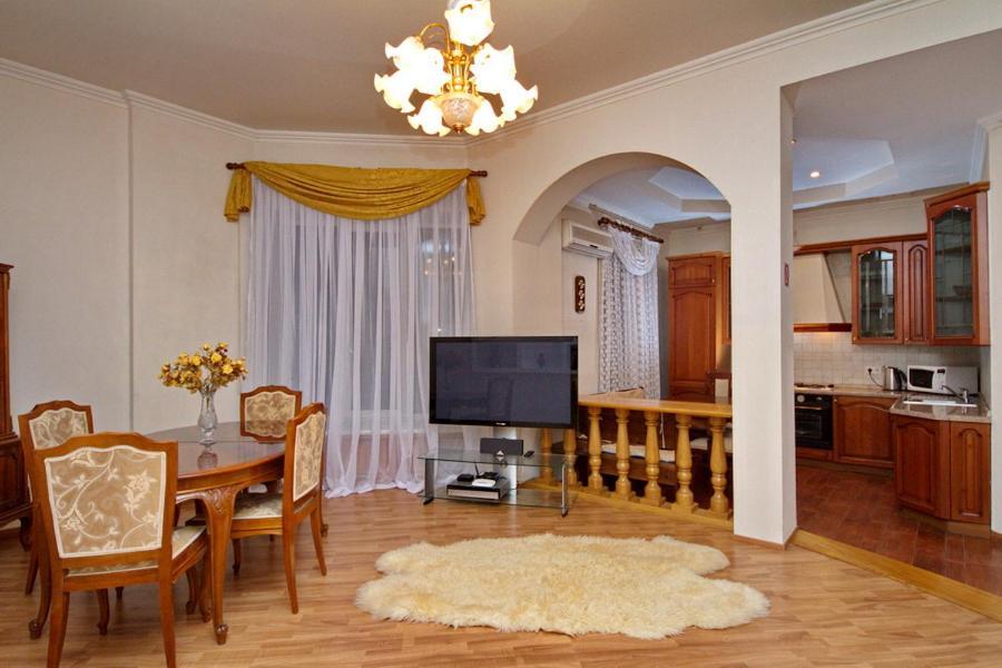 Apartments On Besarabka Kyiv Exterior foto