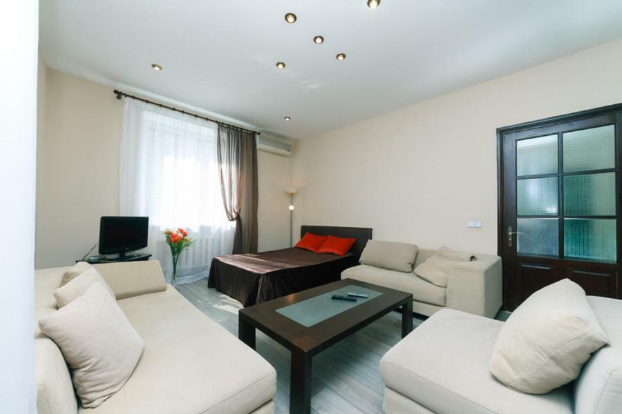 Apartments On Besarabka Kyiv Exterior foto